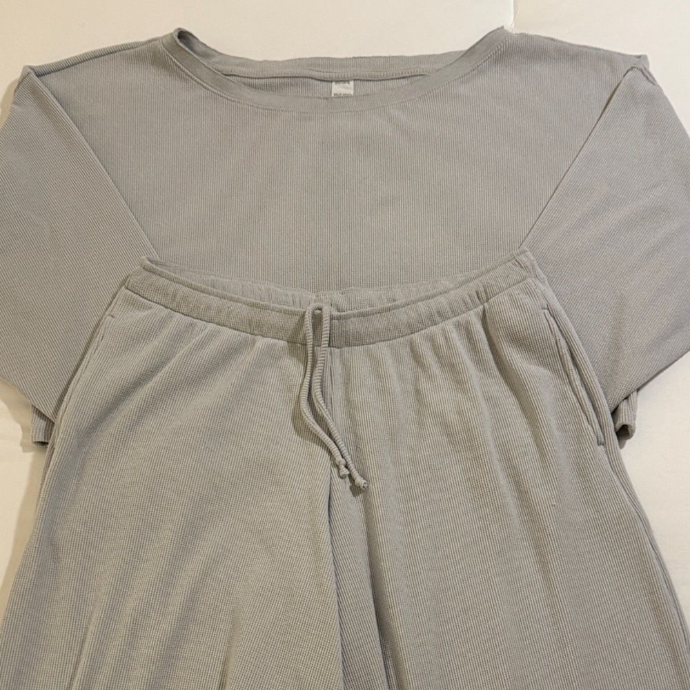 Gilly Hicks from Hollister Light Gray matching set